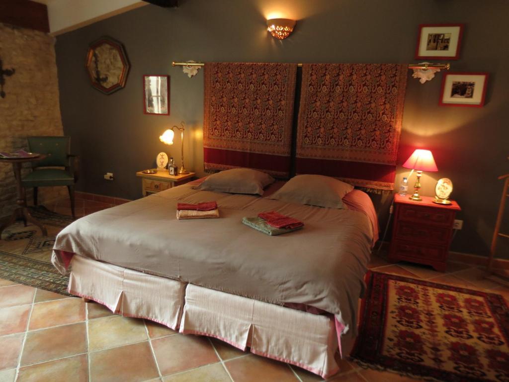 La Claverie Sainte-Radégonde-des-Noyers Rom bilde